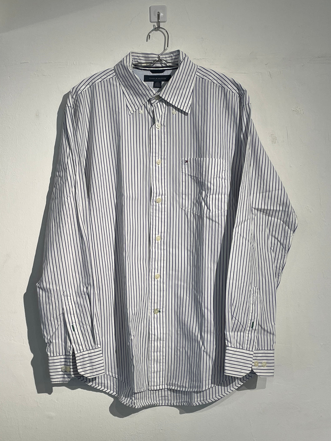 TOMMY HILFIGER シャツ